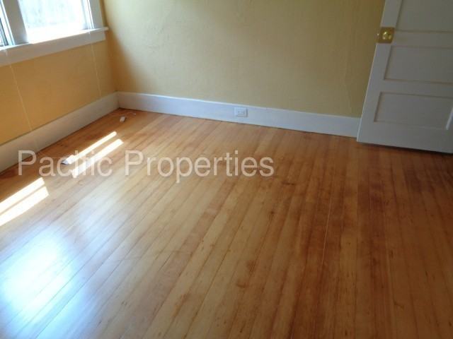 610 Brown St - Photo 2 of 21