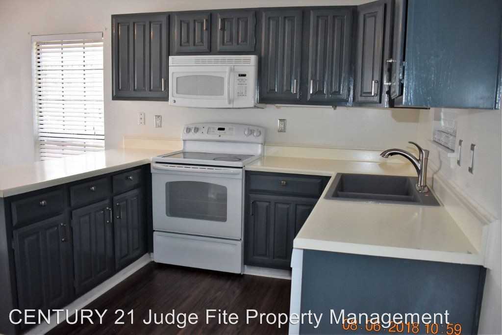 13251 Pandora Dr - Photo 3 of 10