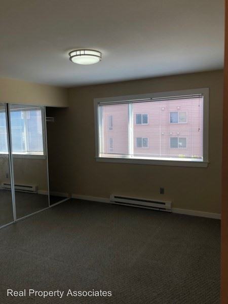 845 NE 125th St #203 - Photo 3 of 16