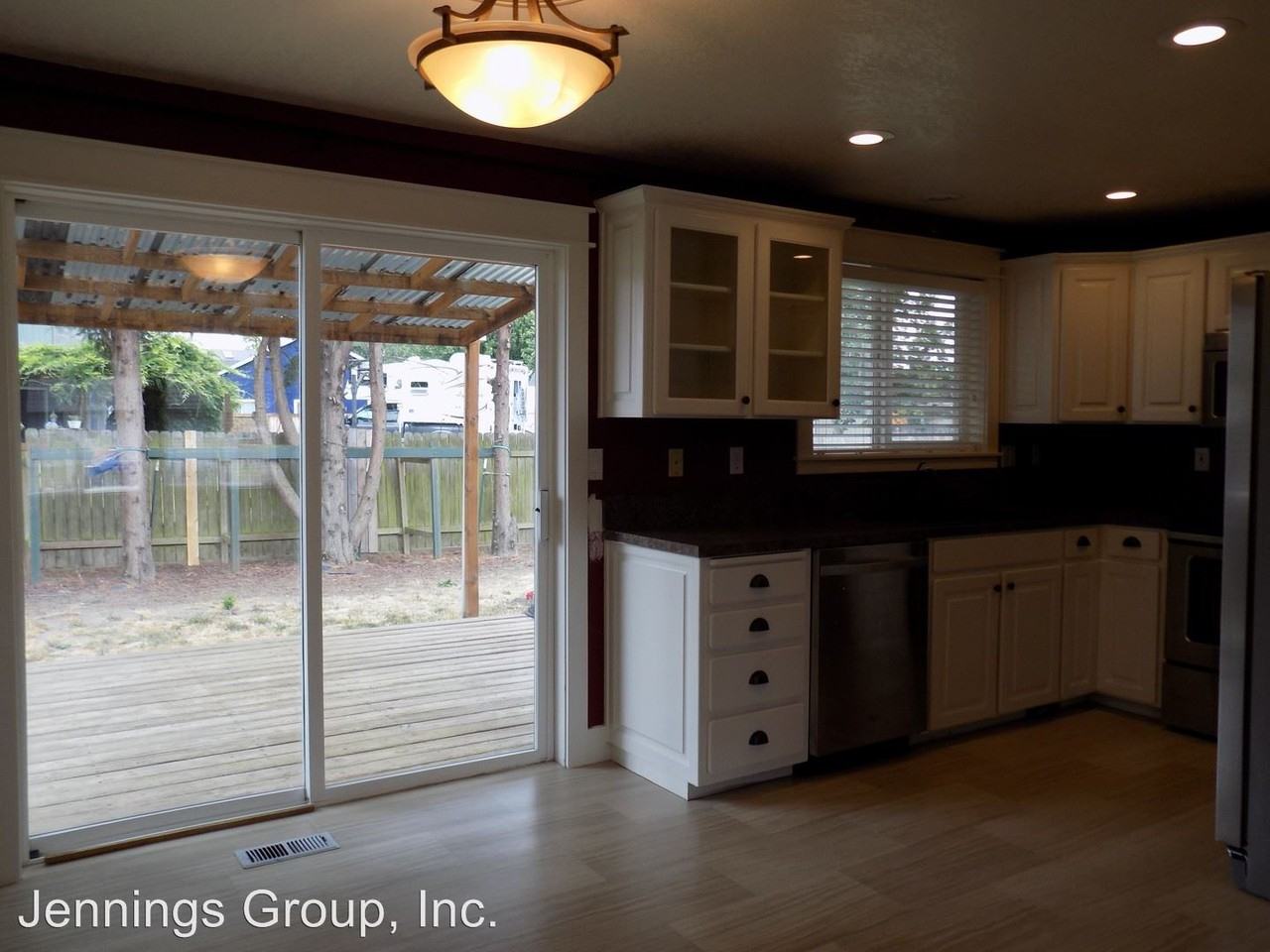 760 Territorial St - Photo 3 of 11