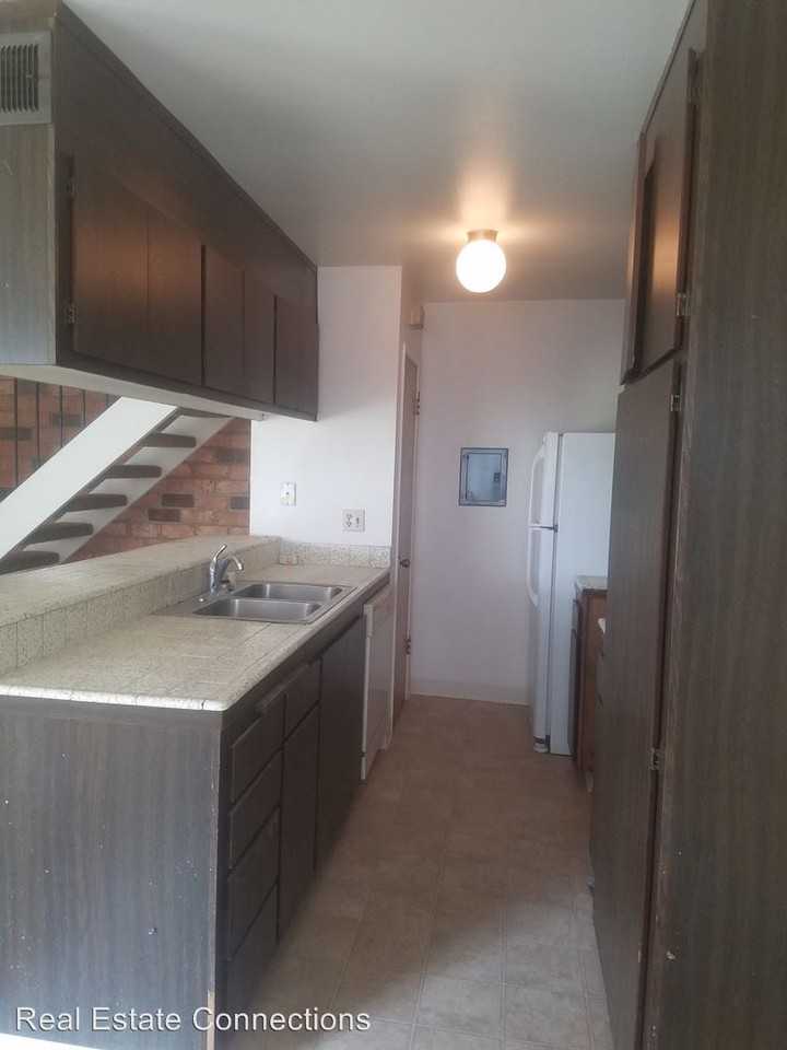 335 Blossom Hill Rd #2 - Photo 3 of 8