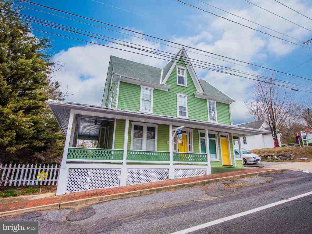 900 Washington St - Photo 2 of 30