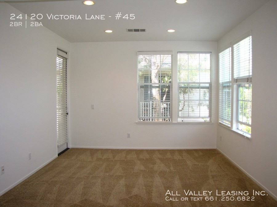 24120 Victoria Ln #45 - Photo 3 of 14