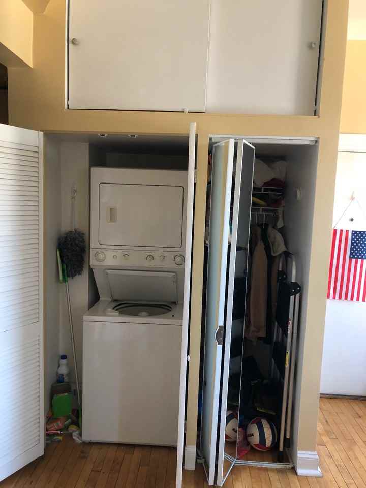 1547 West Blackhawk Street #3C - Photo 4 of 11