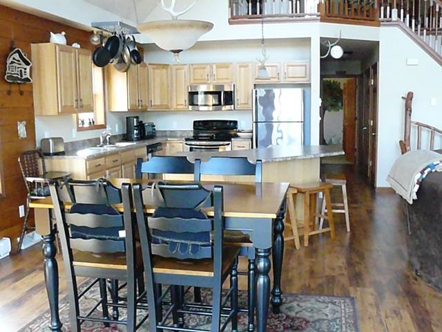 451 Barbary Coast Ct - Photo 3 of 17