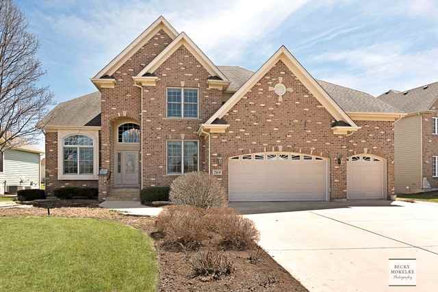 769 Brighton Dr - Photo 3 of 47