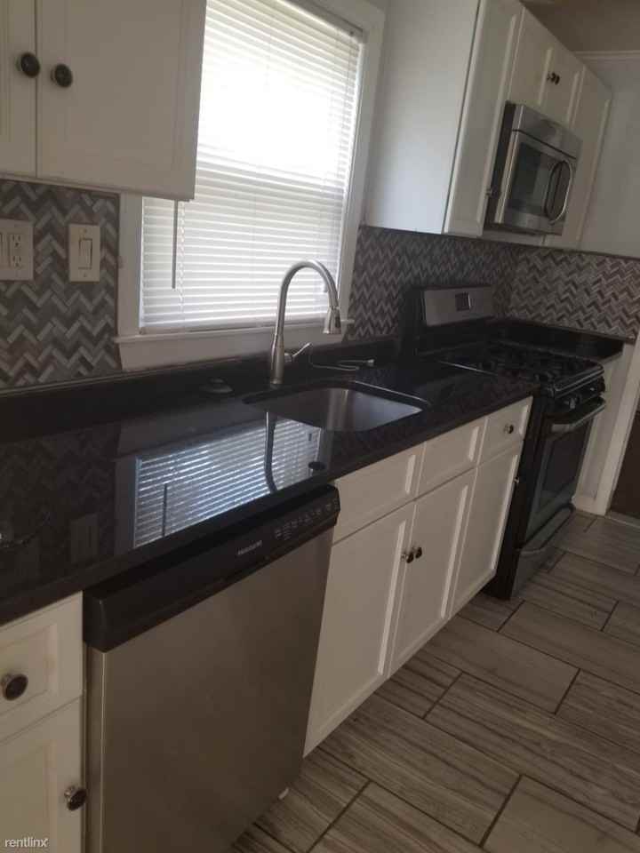 957 Ella T Grasso Blvd - Photo 2 of 6