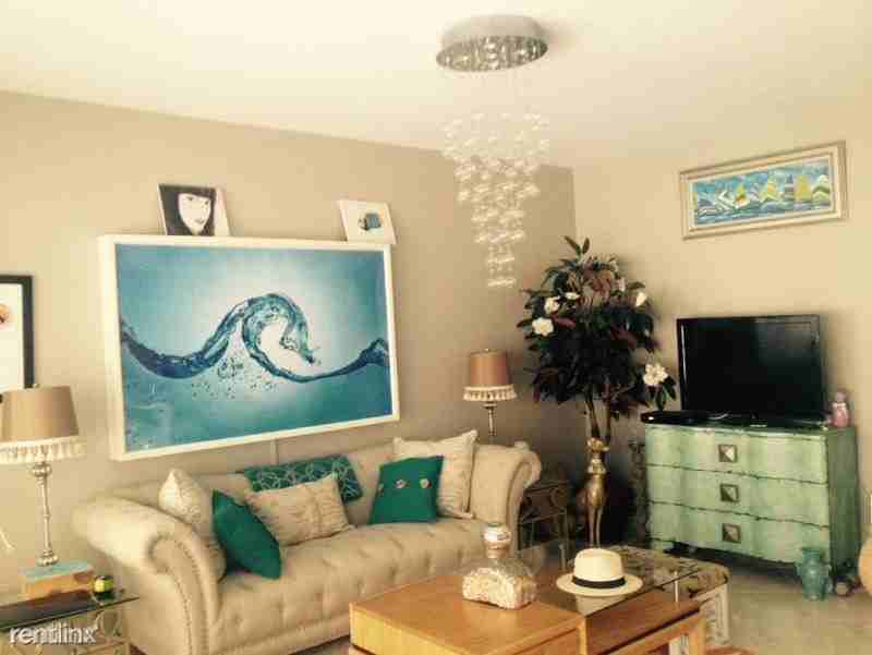 6250 Towncenter Cir - Photo 3 of 7