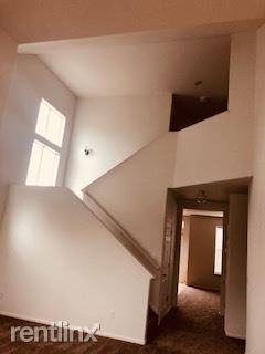 5582 S Biloxi Way - Photo 2 of 8