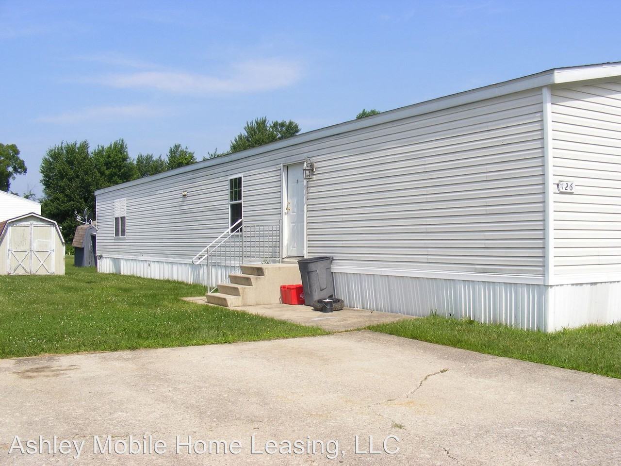 102 Maplewood Dr - Photo 2 of 6