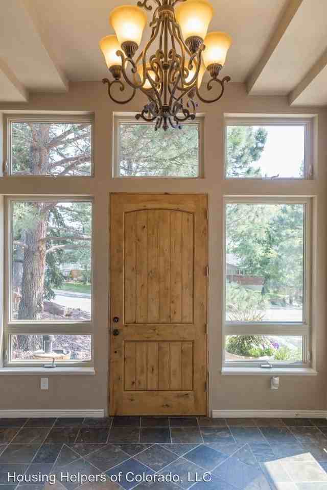 2222 Holyoke Dr - Photo 2 of 32