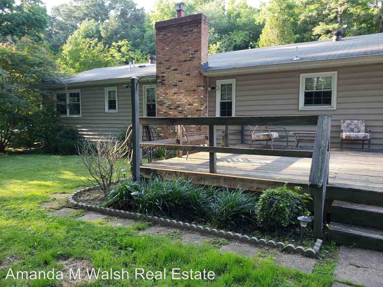 704 Seaford Rd - Photo 2 of 47