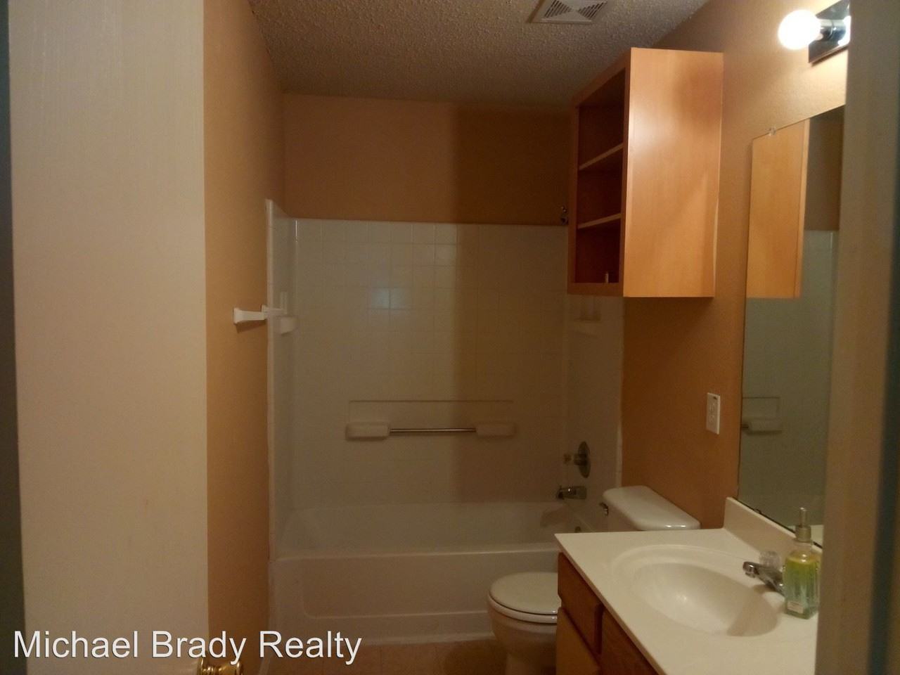 2605 Gardendale Dr - Photo 3 of 9