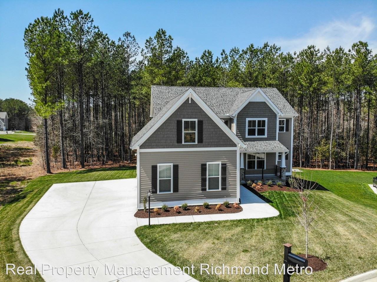 16313 Longlands Rd - Photo 3 of 42