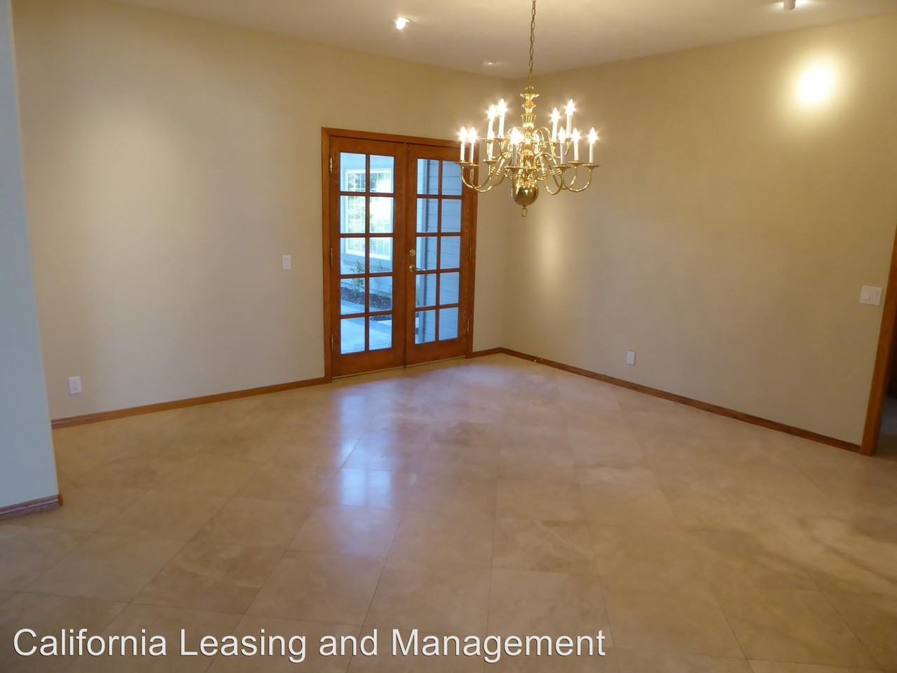 26921 Whitehorse Pl - Photo 3 of 8