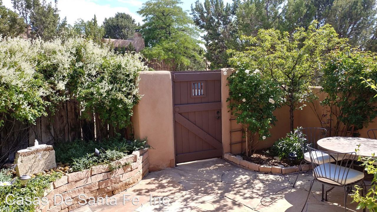 316 Calle Loma Norte - Photo 3 of 18