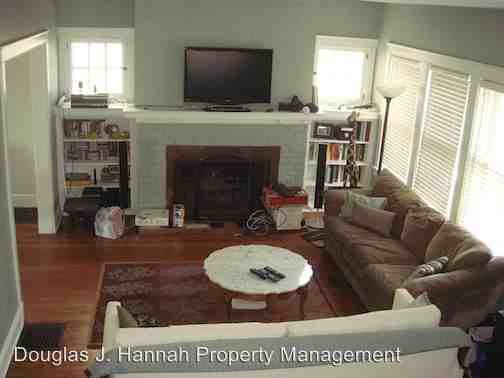 958 W 32 St - Photo 2 of 10