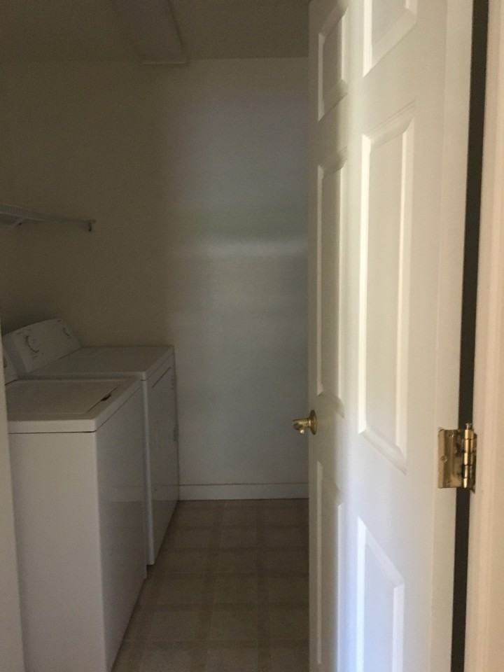 346 Firelight Dr - Photo 3 of 9