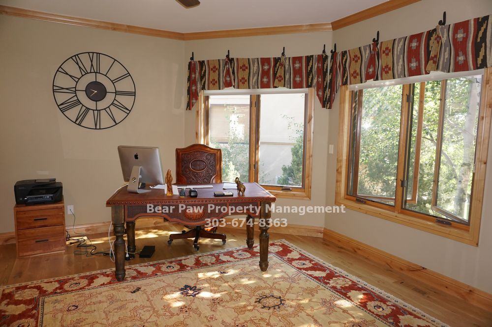 1007 Nob Hill Rd - Photo 3 of 23