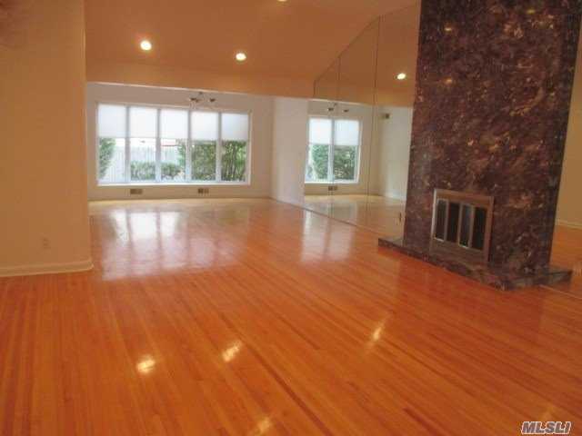 17 Shady Brook Rd - Photo 2 of 14