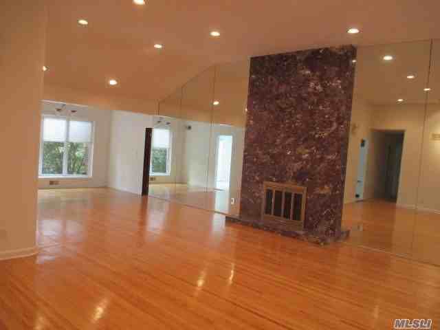 17 Shady Brook Rd - Photo 3 of 14