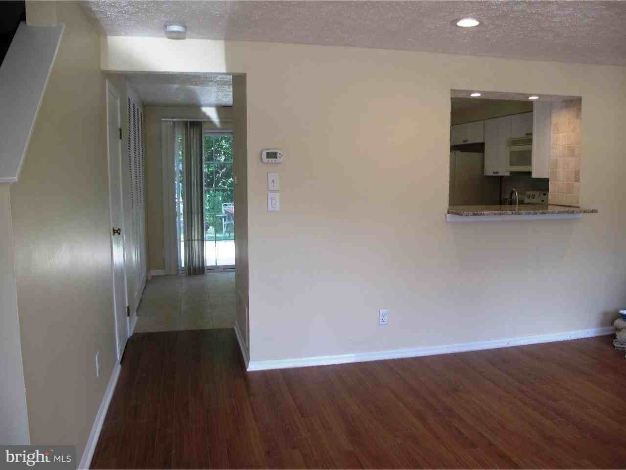33 Forestview Ct - Photo 2 of 12
