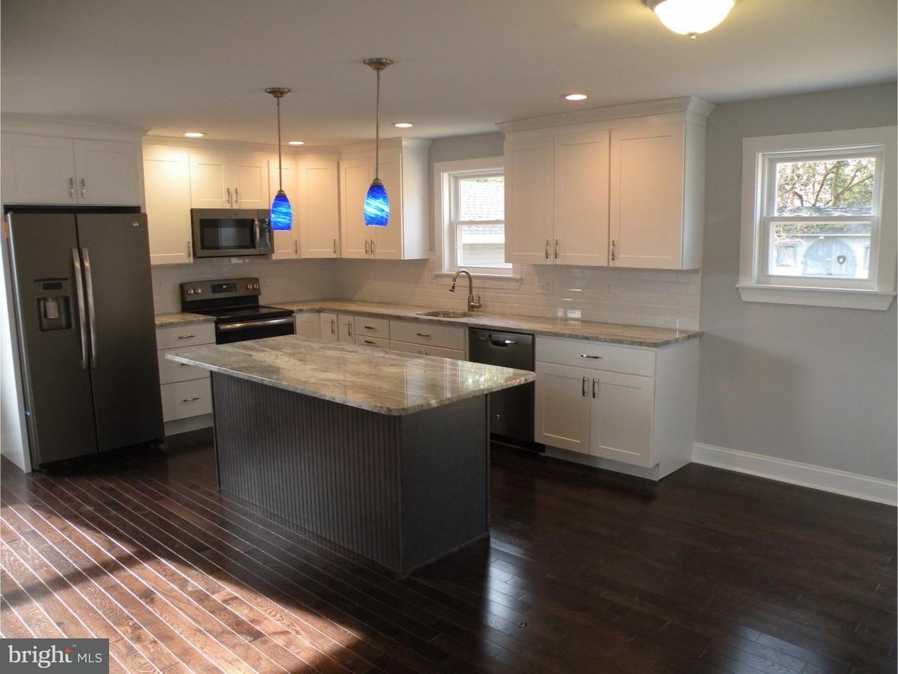 139 Ronald Rd - Photo 2 of 16