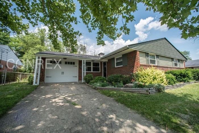1020 Terrytown Ct - Photo 2 of 25