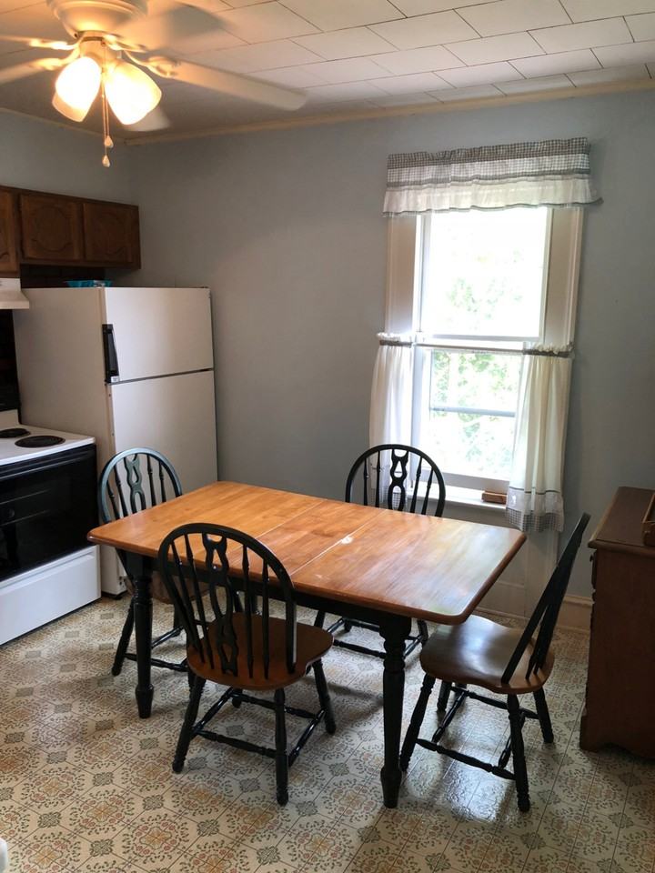 929 Front Street - Photo 2 of 4