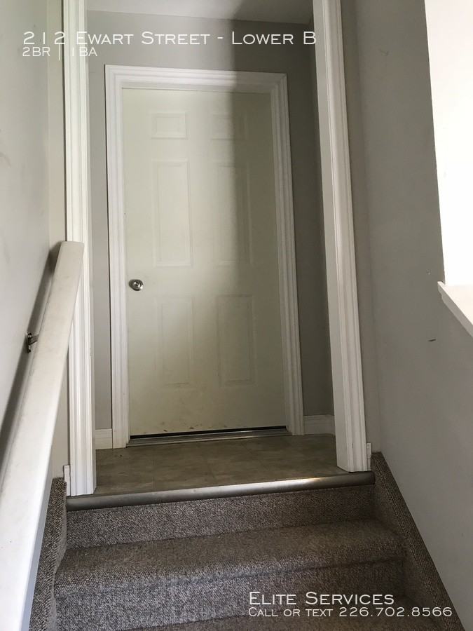 212 Ewart St - Photo 2 of 7