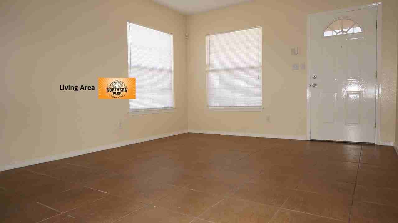 11836 Belfry Park - Photo 3 of 17