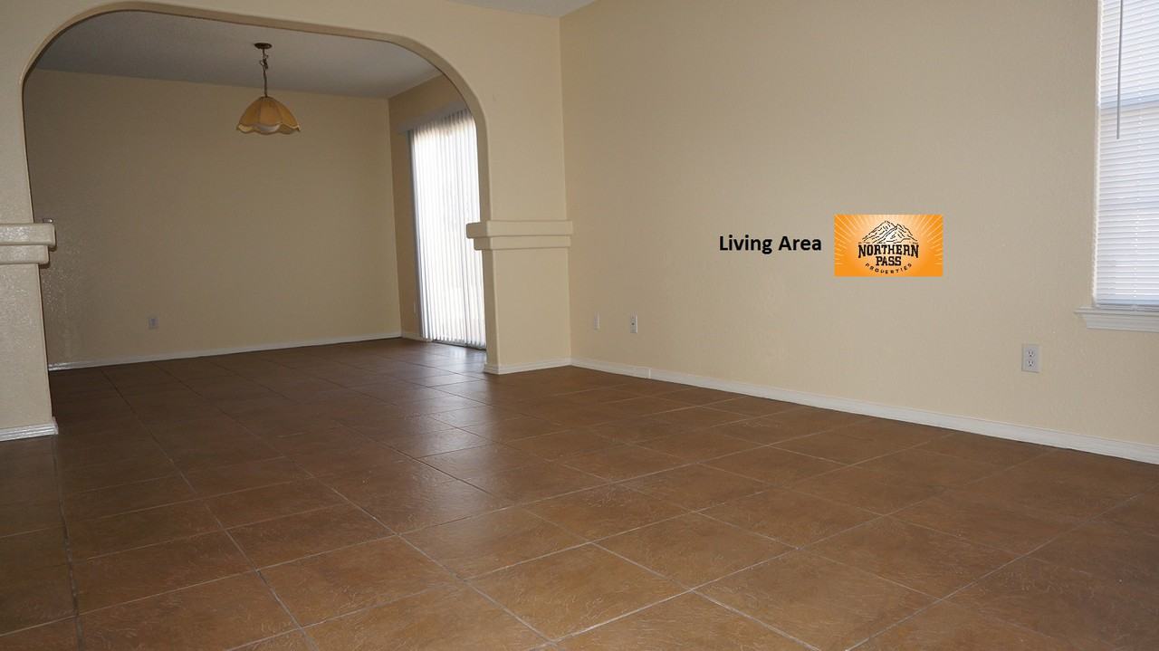 11836 Belfry Park - Photo 2 of 17