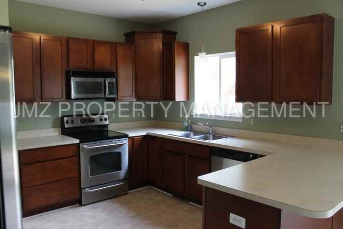 2761 Eastern Ave - Photo 2 of 16