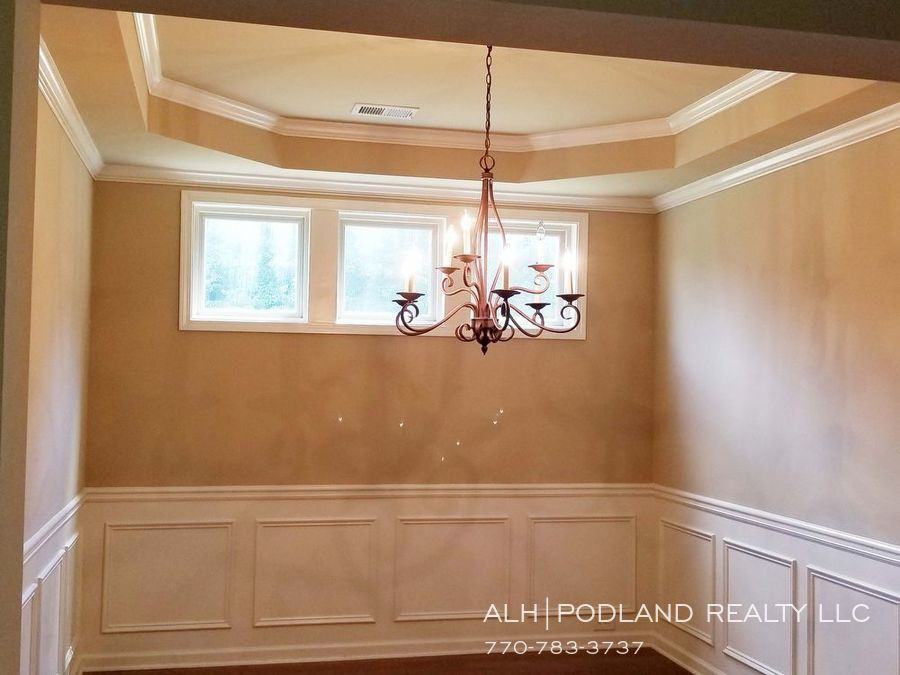 5675 Falls Landing Dr - Photo 3 of 21