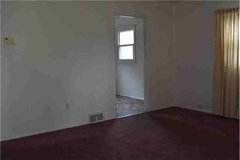 2618 Alvarado Blvd - Photo 2 of 13