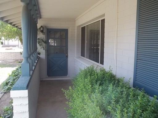 301 W Tam O Shanter Dr - Photo 3 of 19