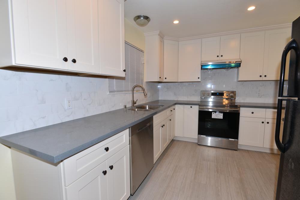 4170 Manzanita Dr - Photo 2 of 13