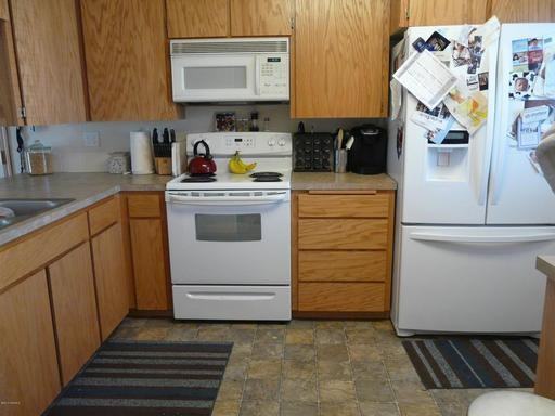 1010 Chardonnay St - Photo 2 of 8