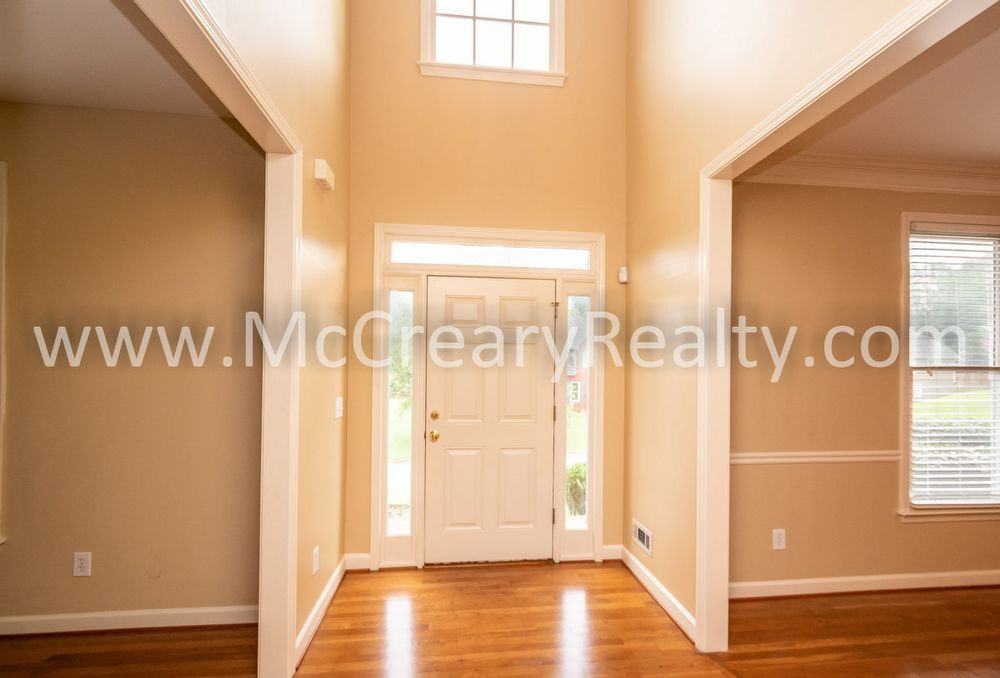 3837 Sellers Way NE - Photo 3 of 32