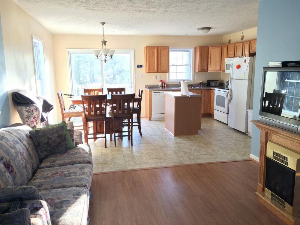 289 Paddock Ln - Photo 2 of 10