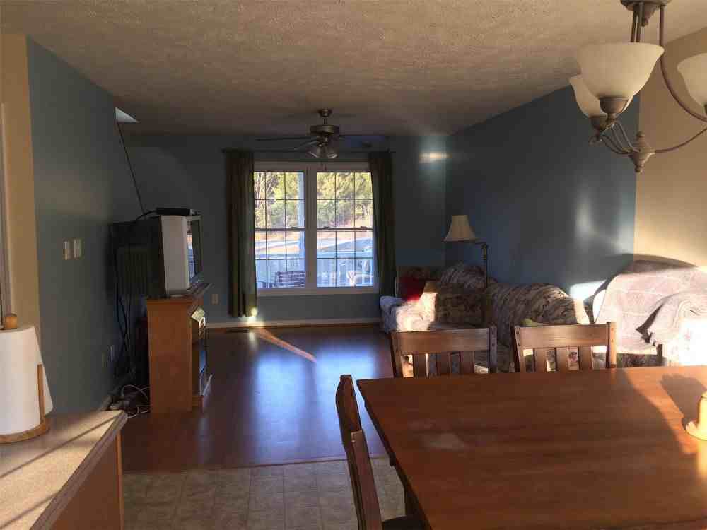 289 Paddock Ln - Photo 3 of 10