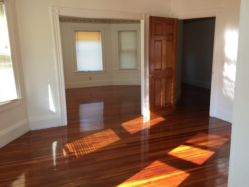 1040 Pine St #1042 - Photo 3 of 8