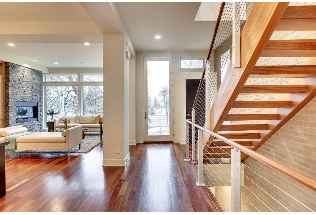 3748 W Calhoun Pkwy - Photo 2 of 24