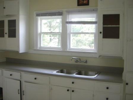 735 Edwards Ave #1 - Photo 3 of 5