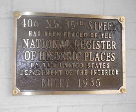 406 NW 35th St - Photo 3 of 21