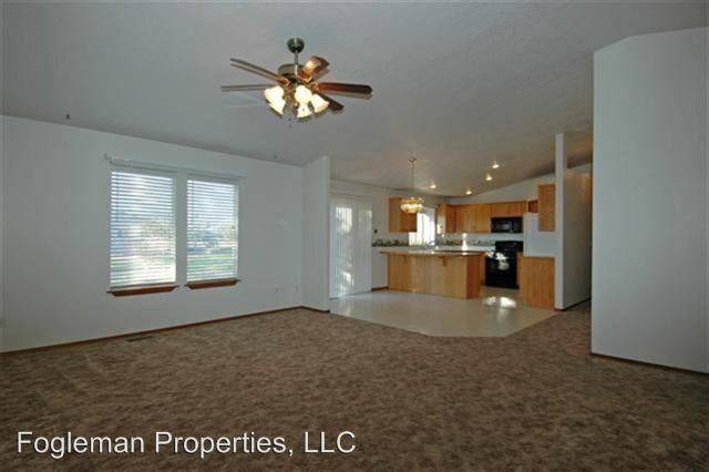 1929 SW Hamilton Rd - Photo 2 of 35