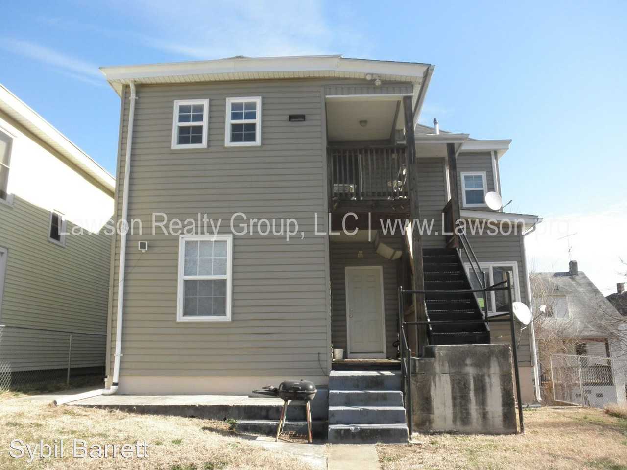 1125 6th Street SE - Photo 2 of 19