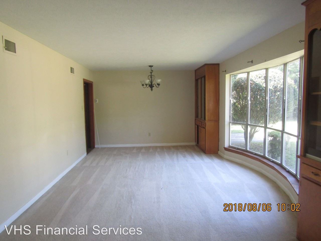 418 S Main St - Photo 2 of 13