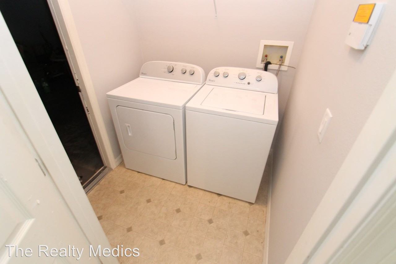 1737 Lalique Ln - Photo 2 of 12