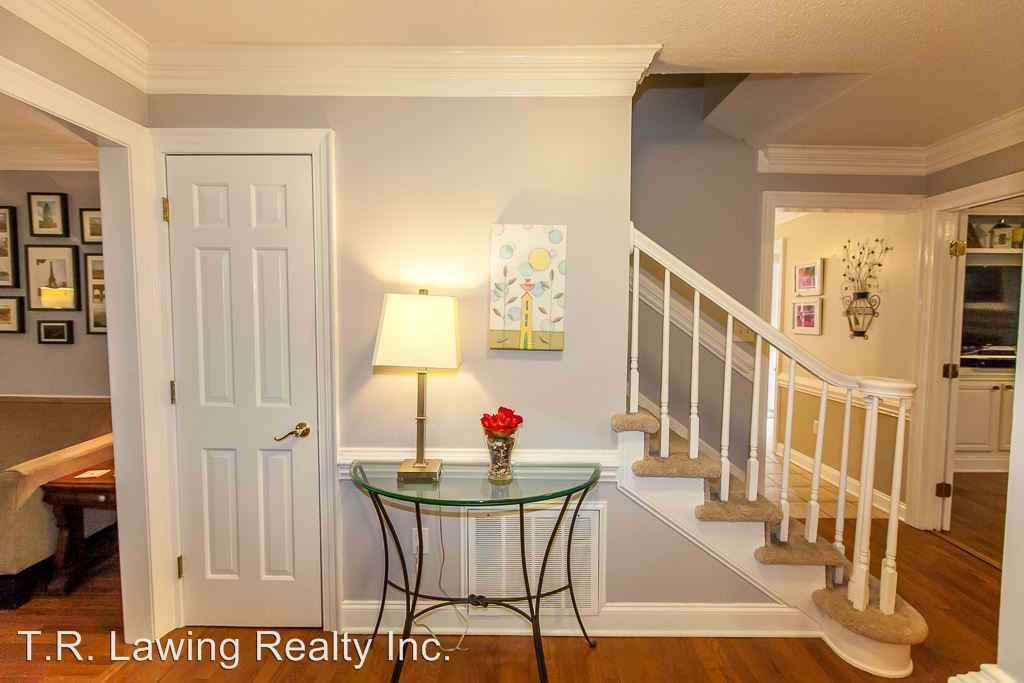 2520 Ainsdale Rd - Photo 2 of 24